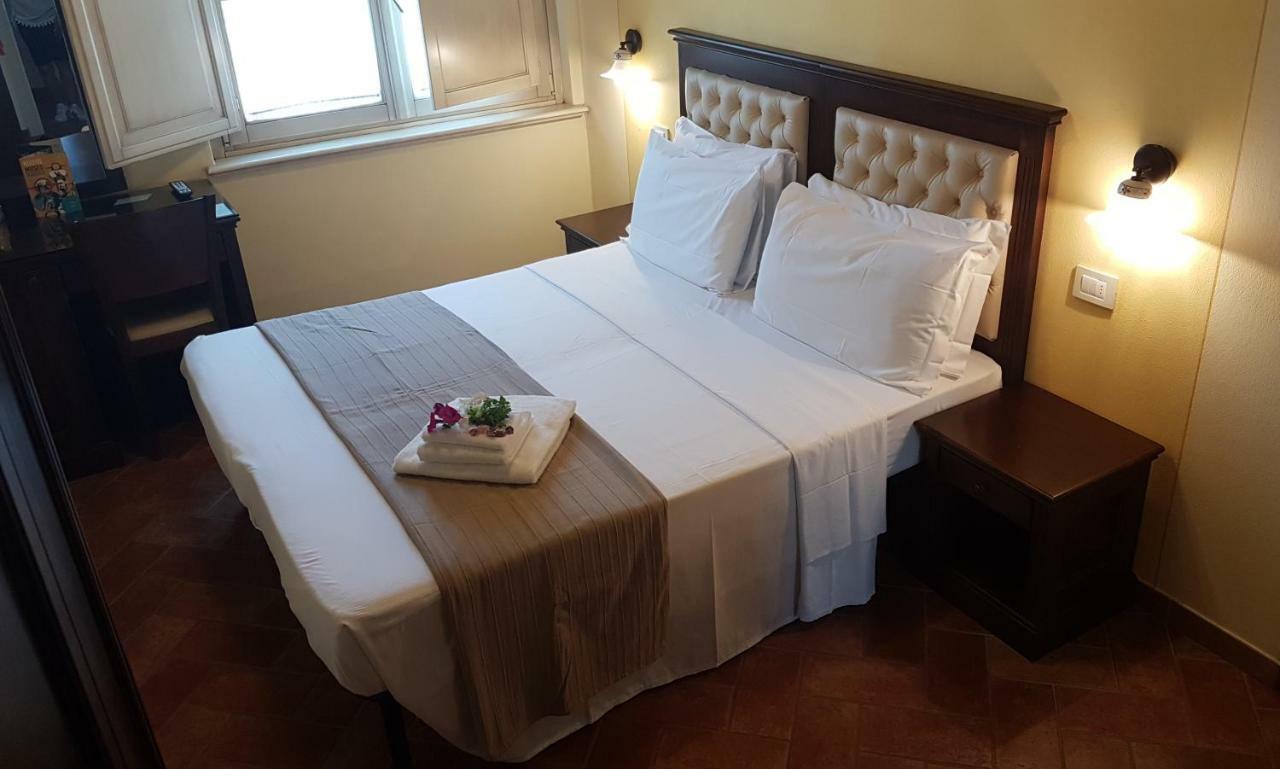 Casal Sant'Elena Bed & Breakfast Altopascio Dış mekan fotoğraf