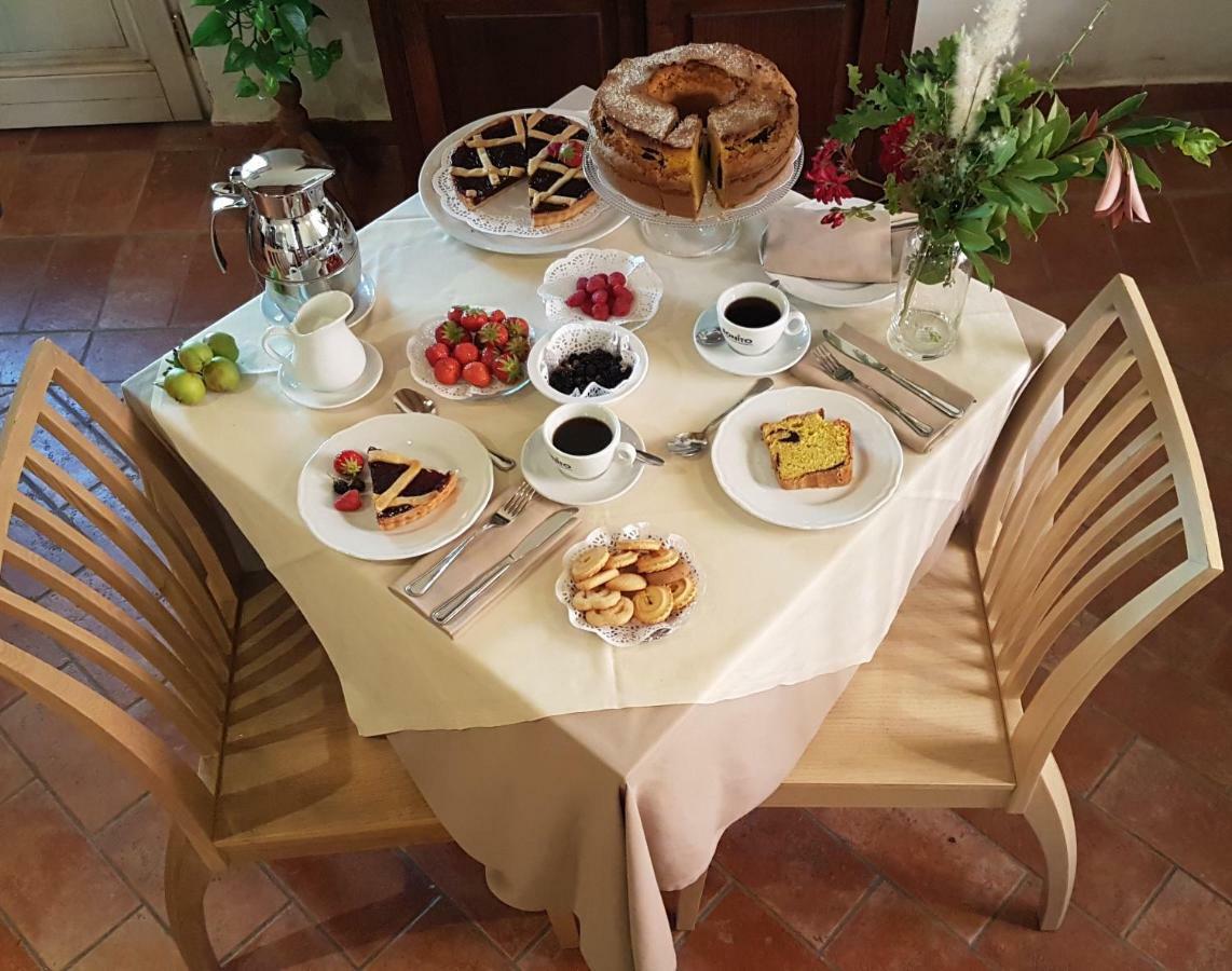 Casal Sant'Elena Bed & Breakfast Altopascio Dış mekan fotoğraf